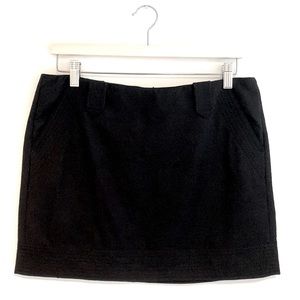 VINCE Virgin Wool Blend Academia Black Mini Skirt Belt Loops Pocket Zip - US 6